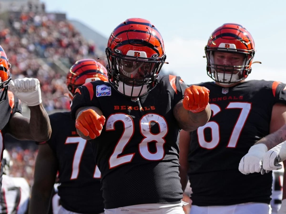 Burrow, Hubbard and Mixon among Bengals announced as 2023 team