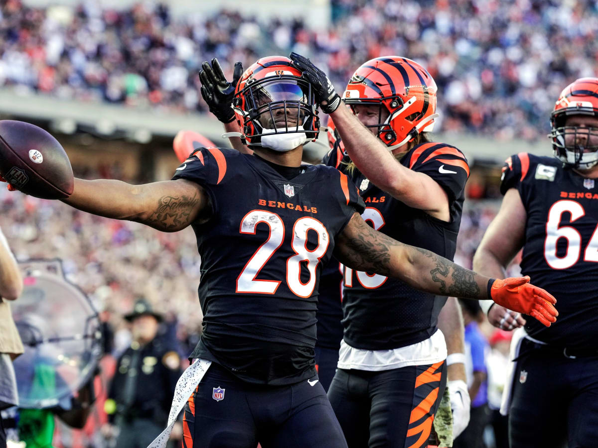 Sam Hubbard play: Watch the game-changing touchdown against Ravens