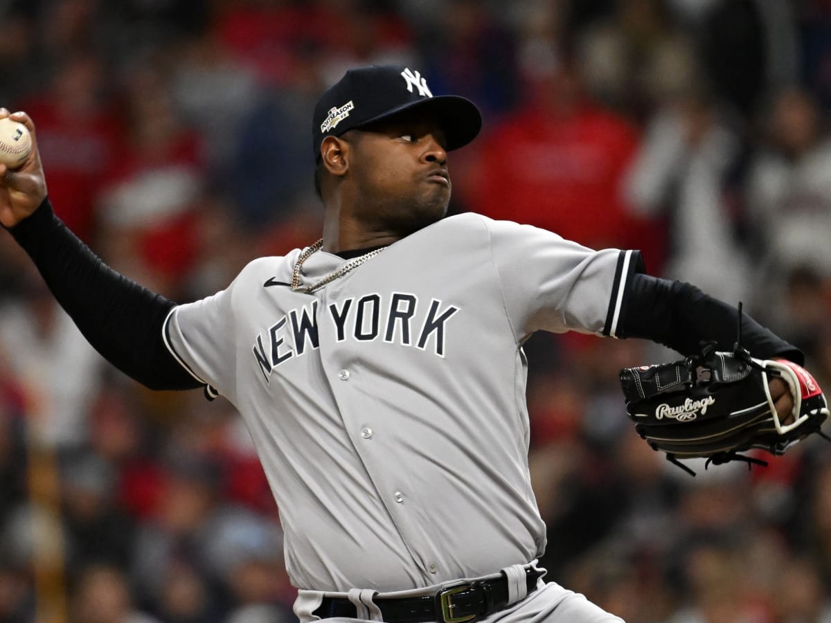 Luis Severino Agrees to 4-Year Deal as Yankees Try to Lock Up Young Core -  The New York Times