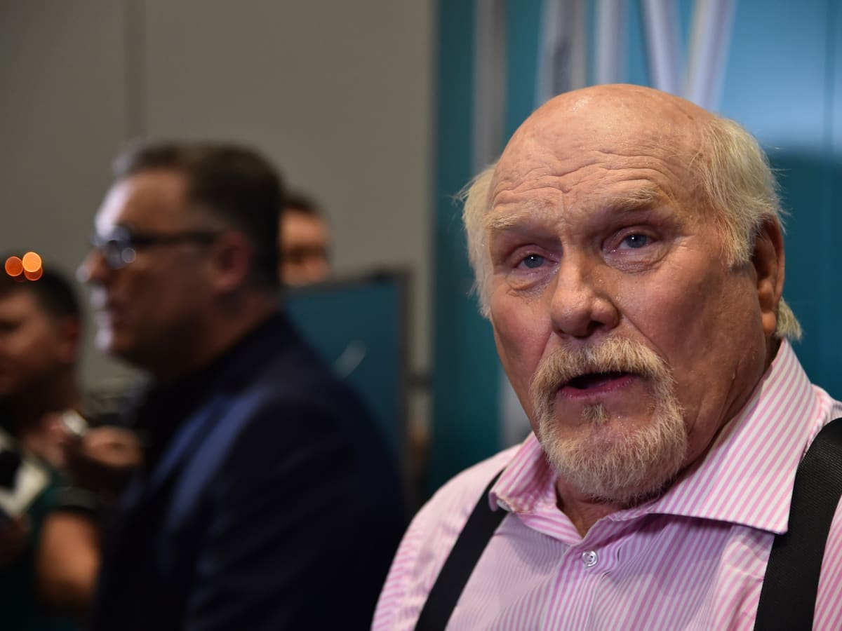 Terry Bradshaw was mercilessly roasted by friends and comedians at the  Super Bowl