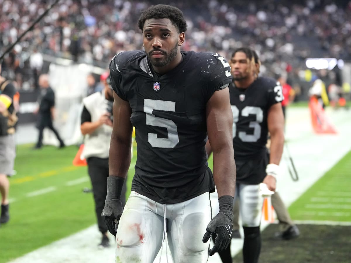 Divine Deablo is now wearing #5. Love to see it. : r/raiders