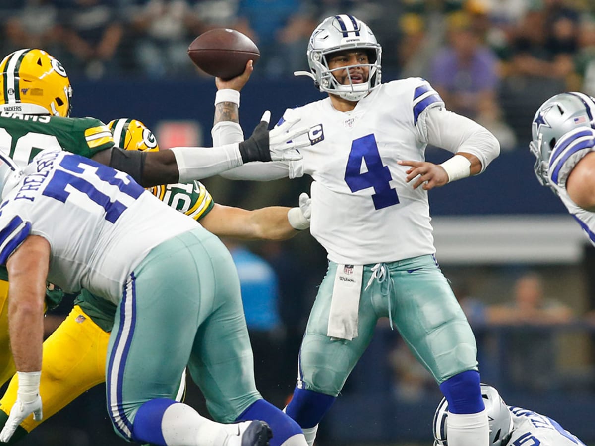 NFL predictions, odds, picks for Week 10: Cowboys crush Packers