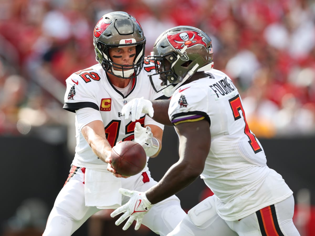 Greg Auman on X: New unofficial Bucs depth chart shows rookie Rachaad  White as the No. 2 back behind Leonard Fournette.   / X