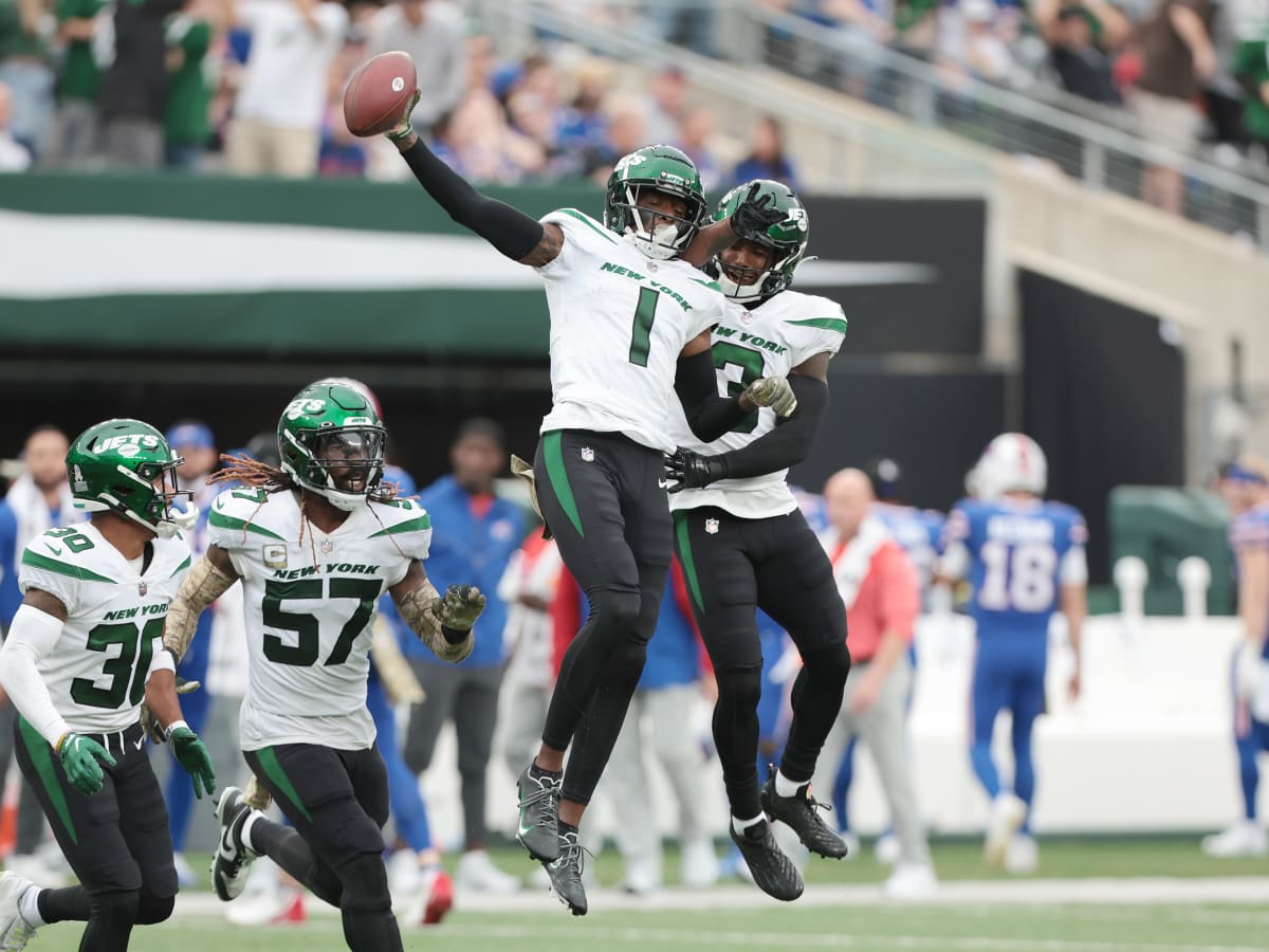 Jets' Gardner to wear Hamlin's jersey for pregame warmup