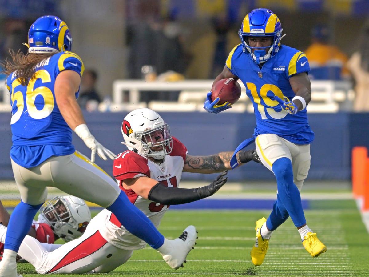 PHOENIX, AZ - SEPTEMBER 25: Arizona Cardinals offensive unit in a huddle  during the NFL game between the Los Angeles Rams and the Arizona Cardinals  on September 25, 2022, at State Farm