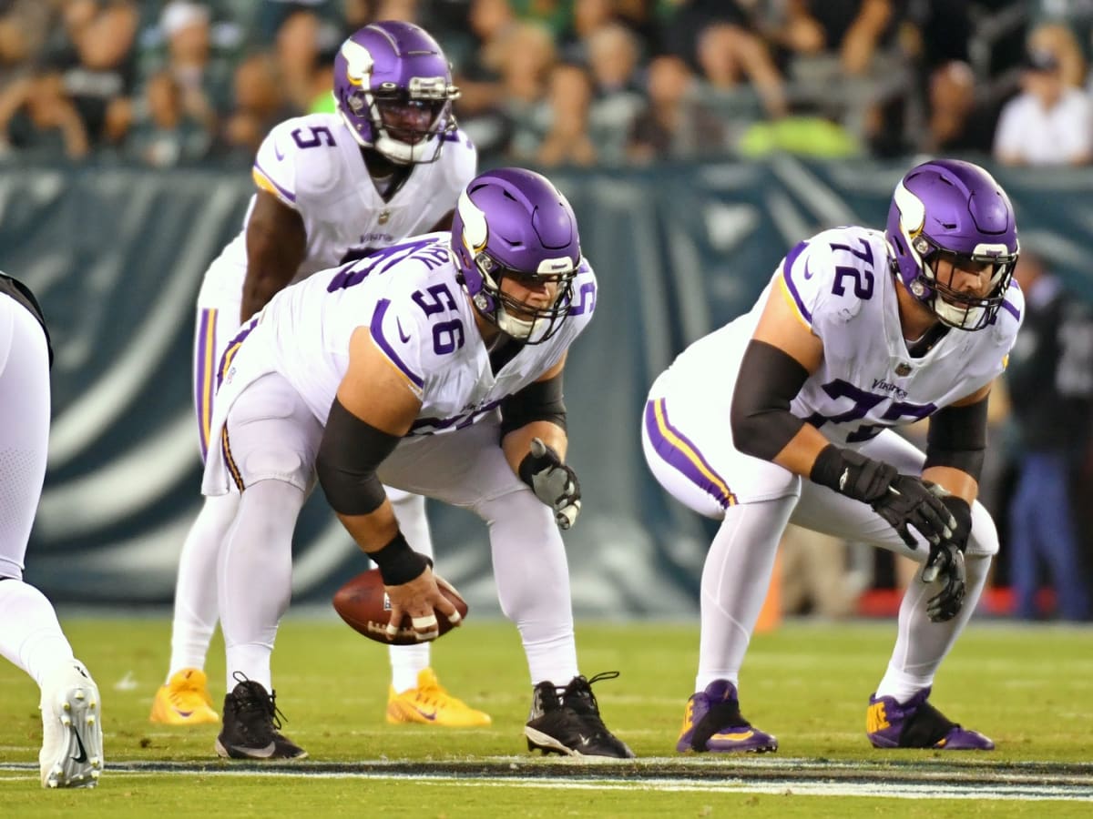 Vikings agree to terms with depth offensive lineman Oli Udoh