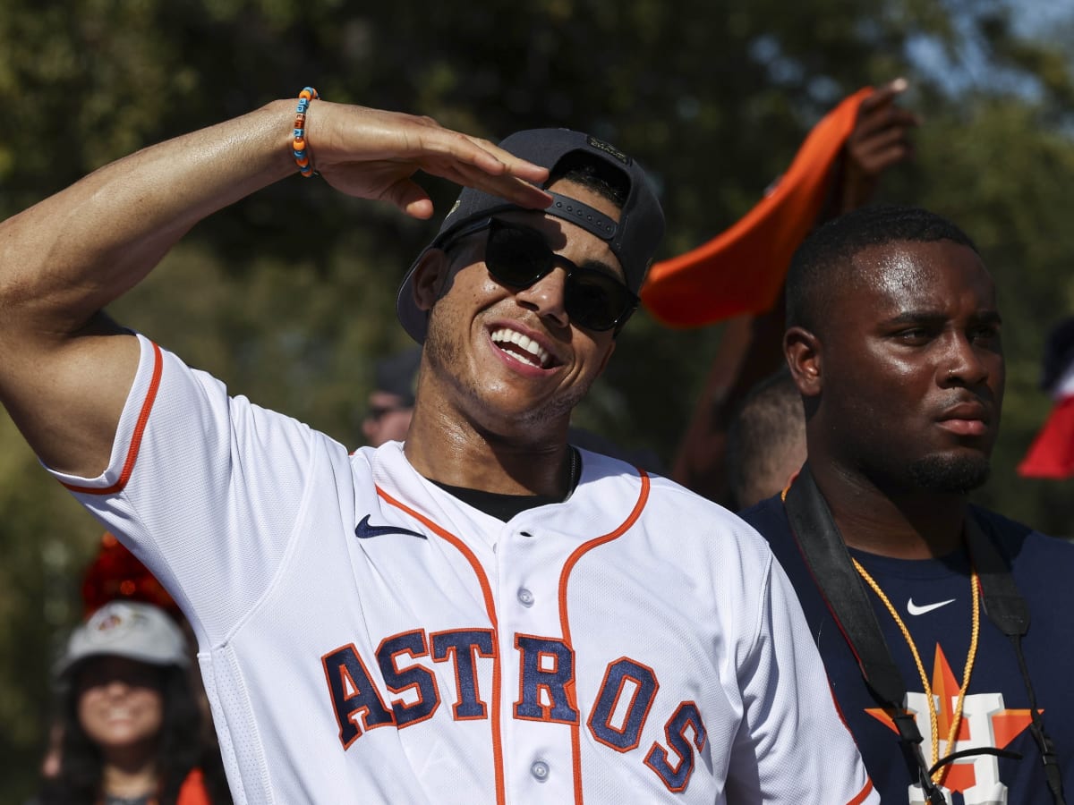 WATCH: World Series MVP Jeremy Pena Worked a Shift at Raising Cane's Monday  - Fastball