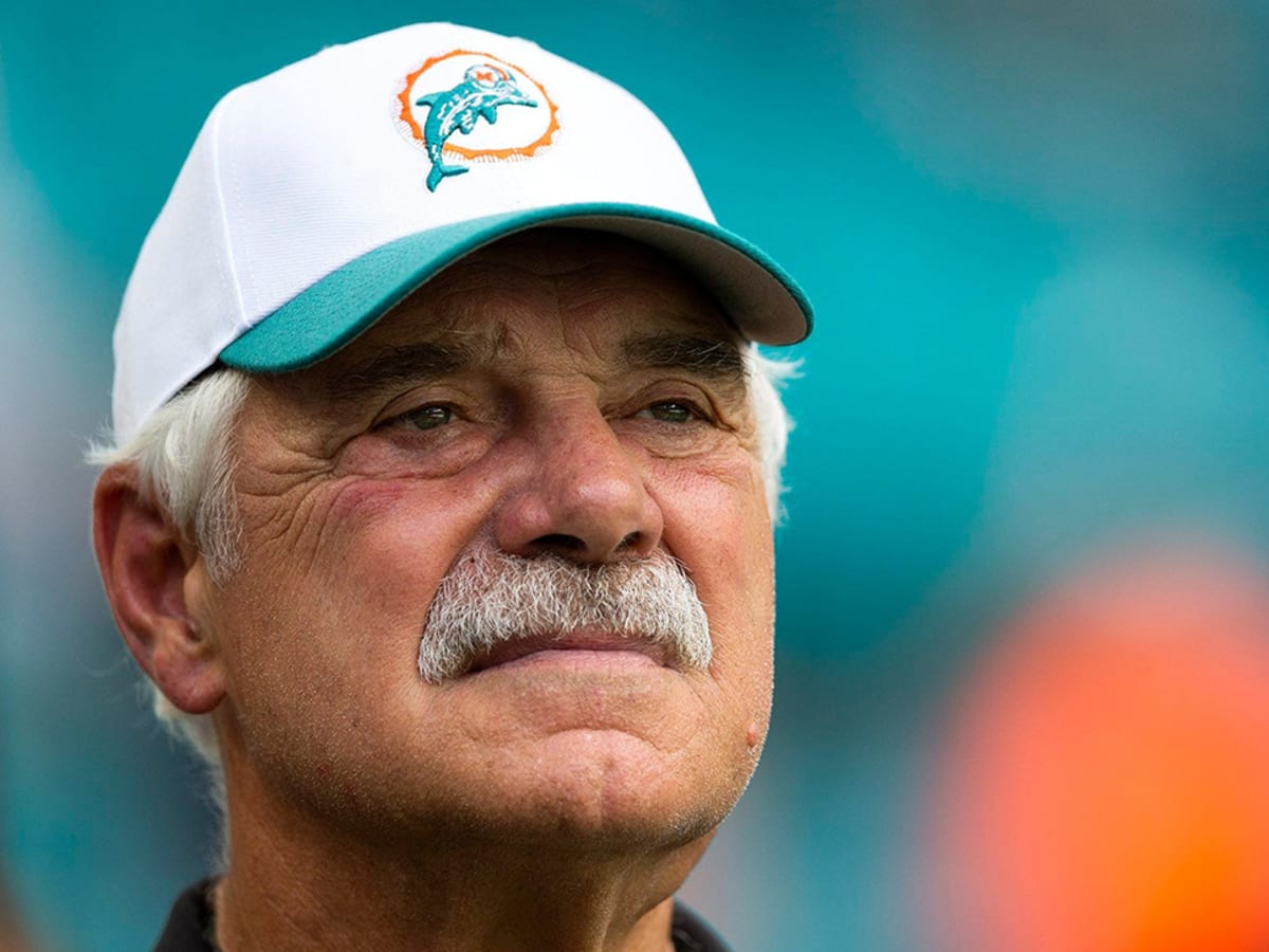 Legends of the Super Bowl: Larry Csonka Powers the Dolphins to Perfection