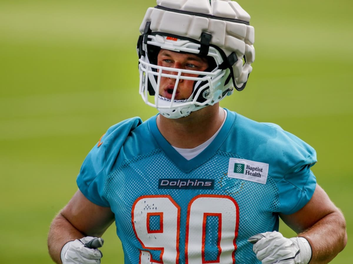 Healthy again, Emmanuel Ogbah is a key cog in Dolphins' new-look