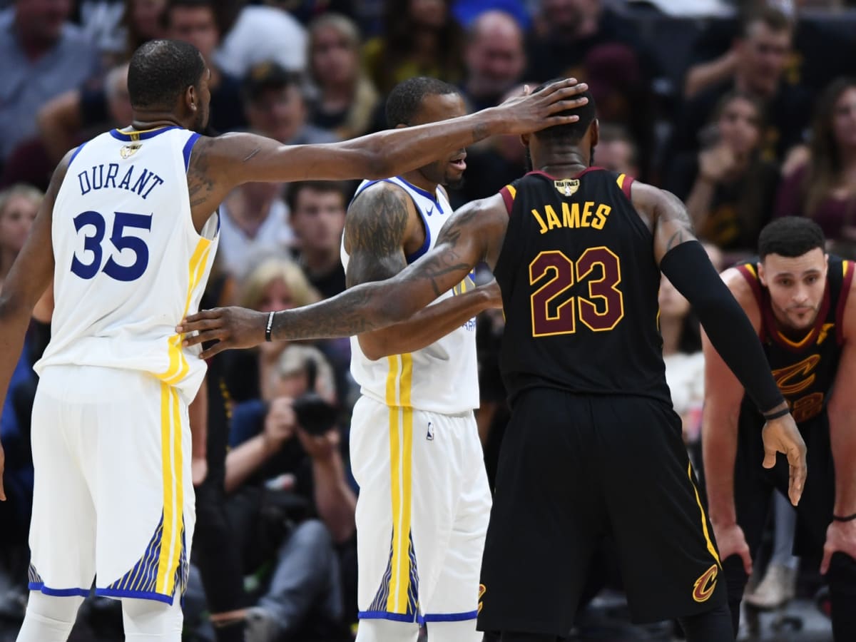 Kevin Durant commenta la sua sfida contro LeBron James