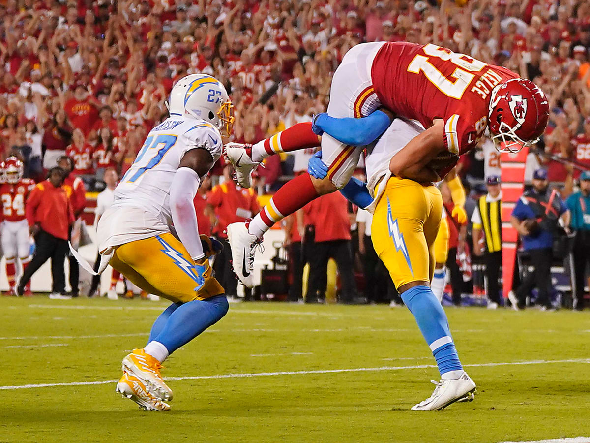 Previewing the Chiefs and Chargers on SNF in Week 11 