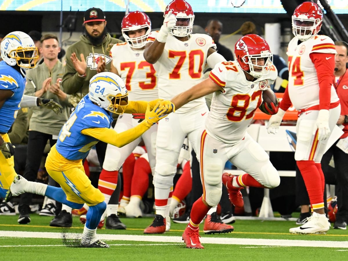 Chiefs Frustrate The Chargers On L.T. Day