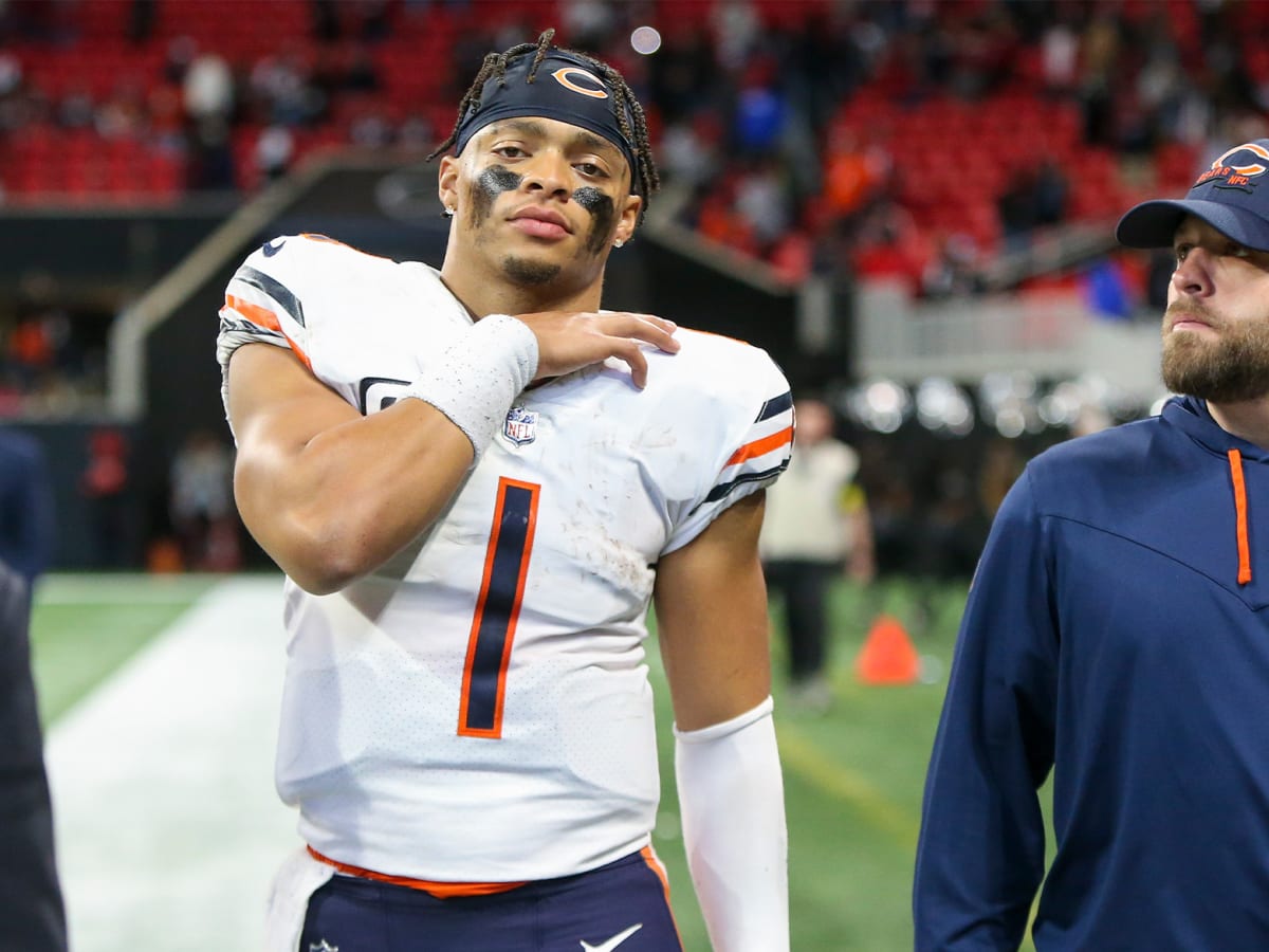 Bears Fan Burns Justin Fields Jersey After Another Frustrating Performance  - BroBible