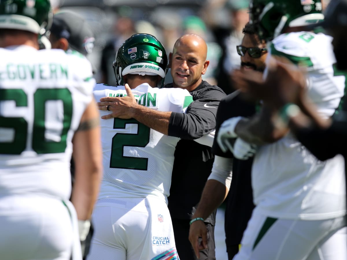 Robert Saleh, Jets players standing behind Zach Wilson despite