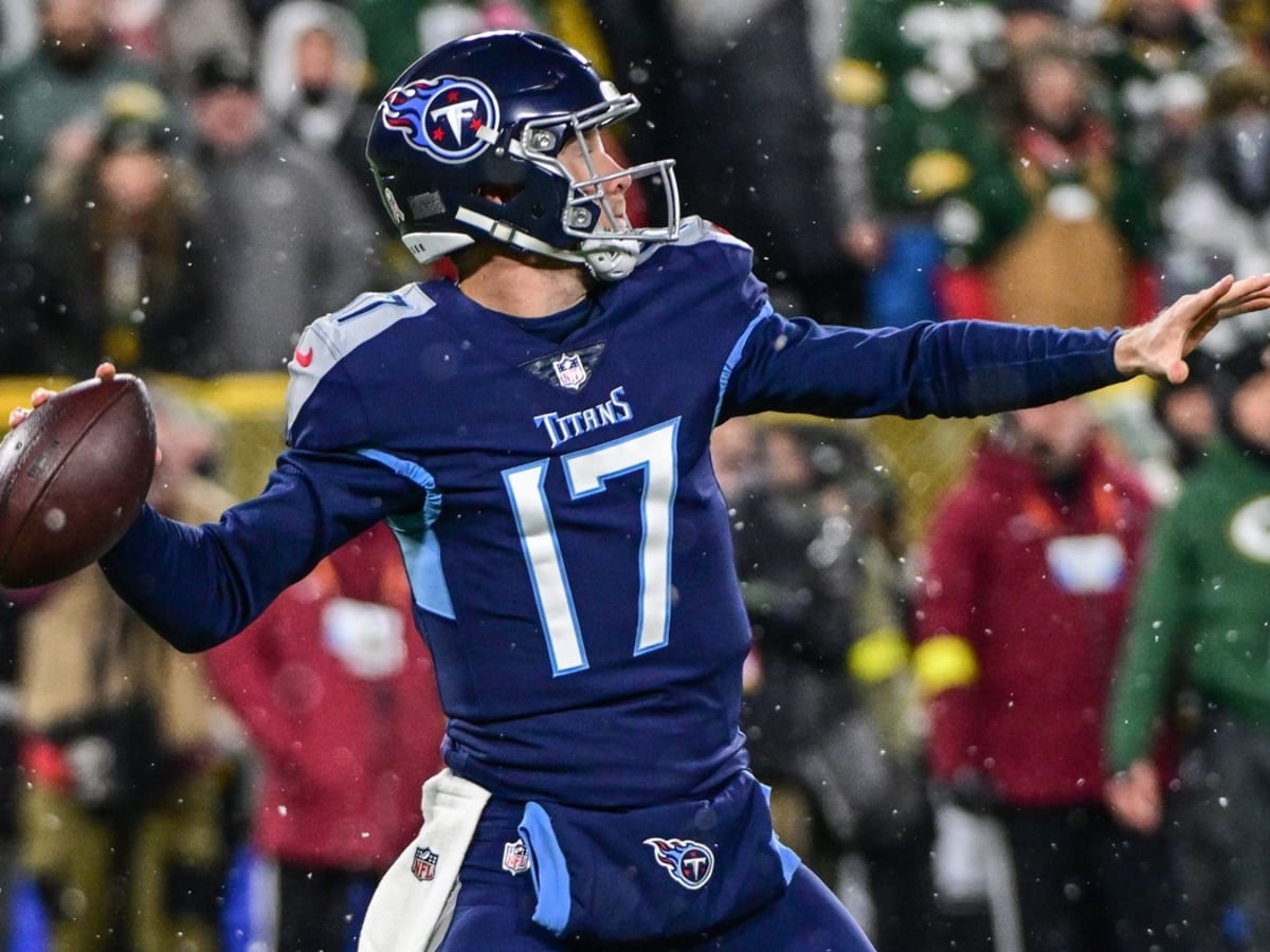 Tennessee Titans' uniforms ranked worst in the league by ChatGPT