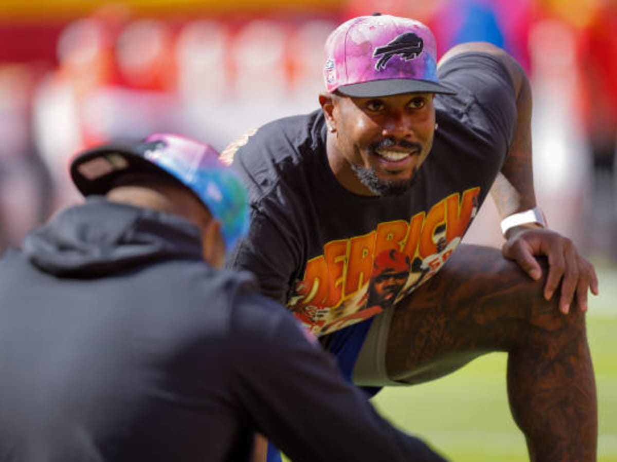 Bills' Von Miller Out for Season After Knee Injury Diagnosed as