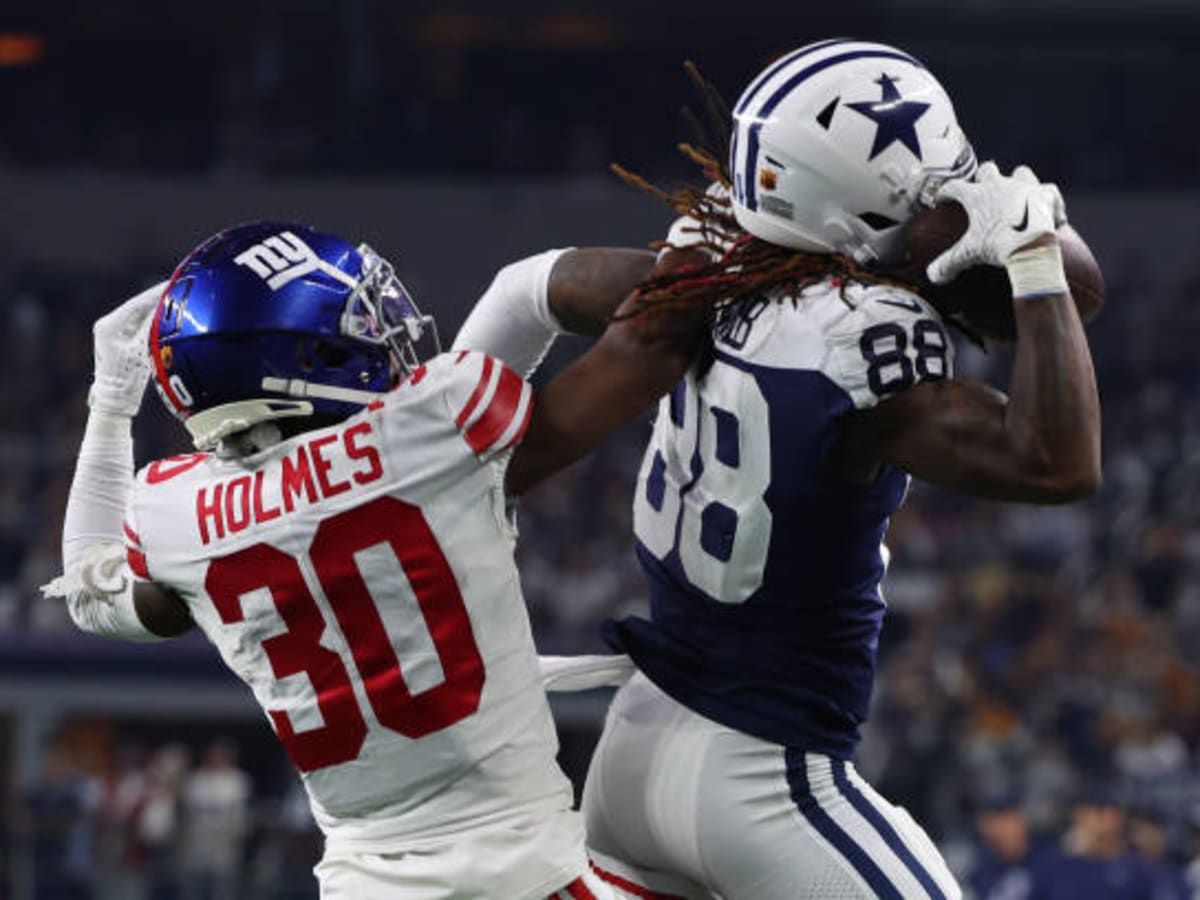 Lamb sets table on Thanksgiving as Cowboys beat Giants 28-20