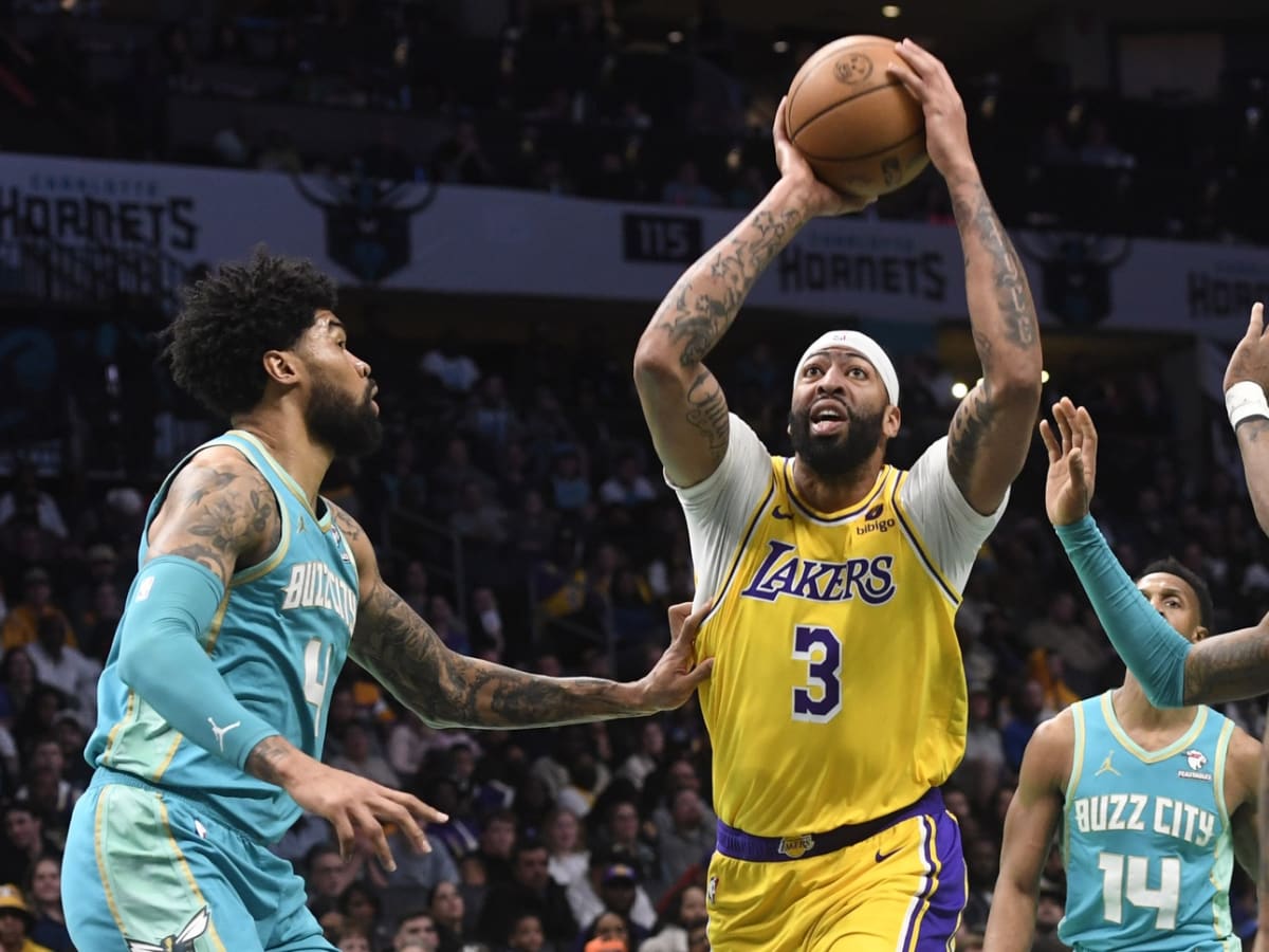 Bridges, Hornets hold off short-handed Lakers, 117-114 – WKRG News 5