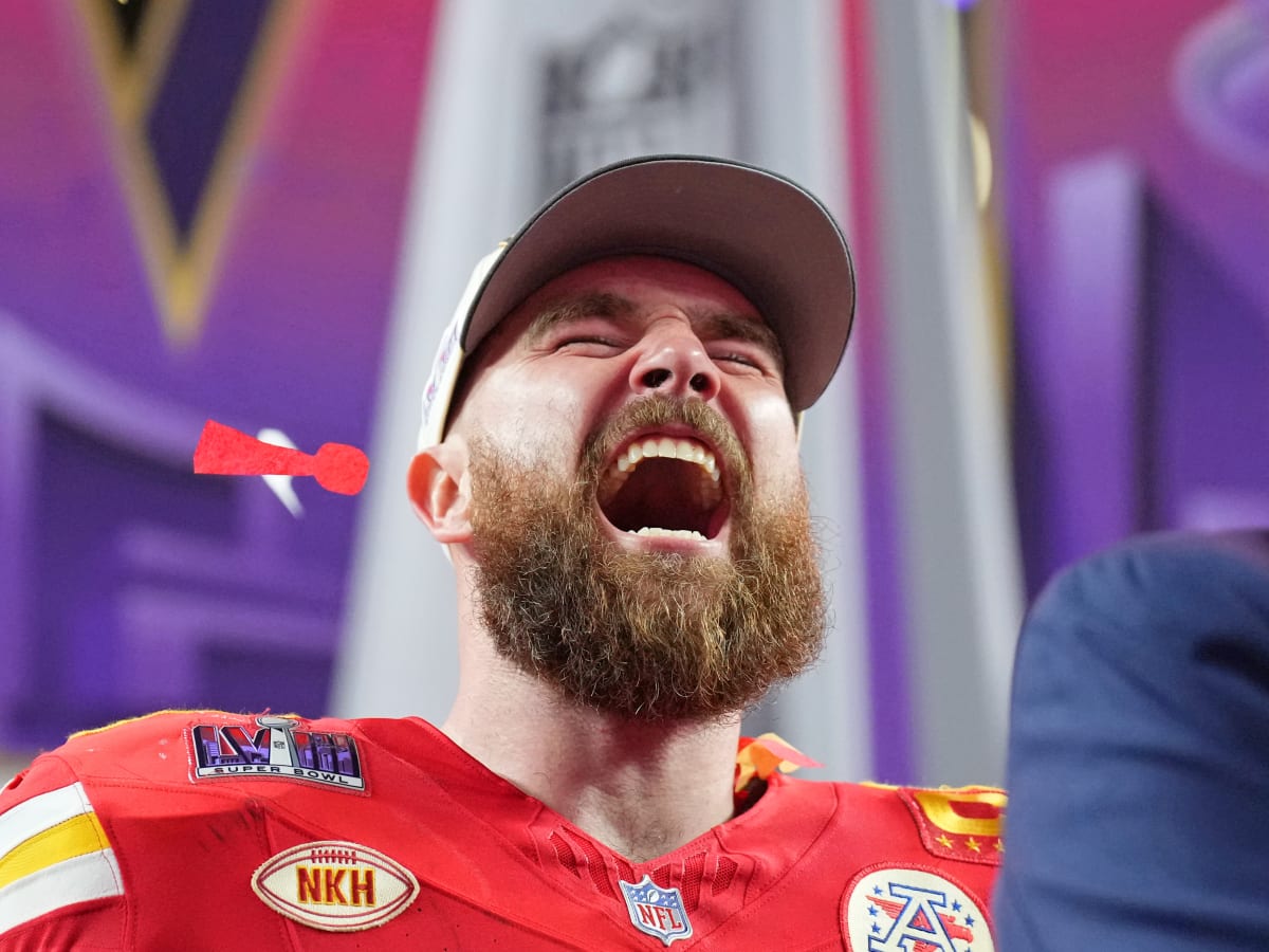 Travis Kelce's sideline outburst defused by Chiefs coach Andy Reid