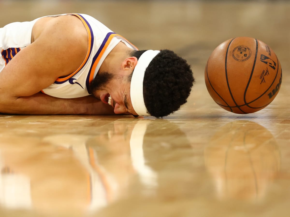 Devin Booker injury might condemn the Suns to the play-in tournament