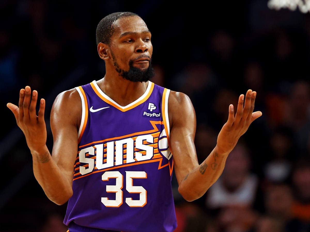 Suns' Frank Vogel Defends Kevin Durant With NSFW Message on Officiating -  Sports Illustrated