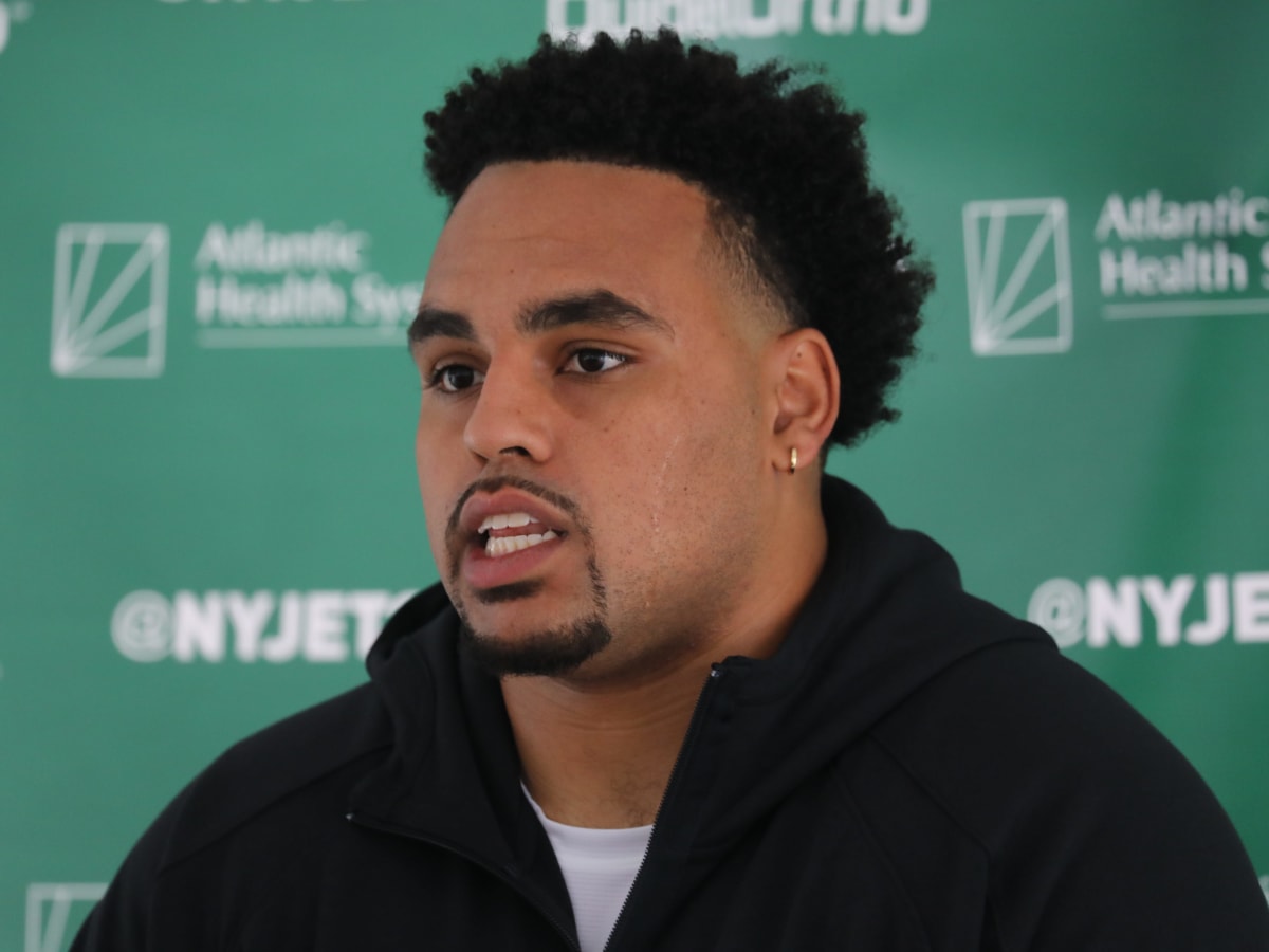 Mellow Alijah Vera-Tucker, Jets' Left Guard, Has Got 'the Right Stuff'