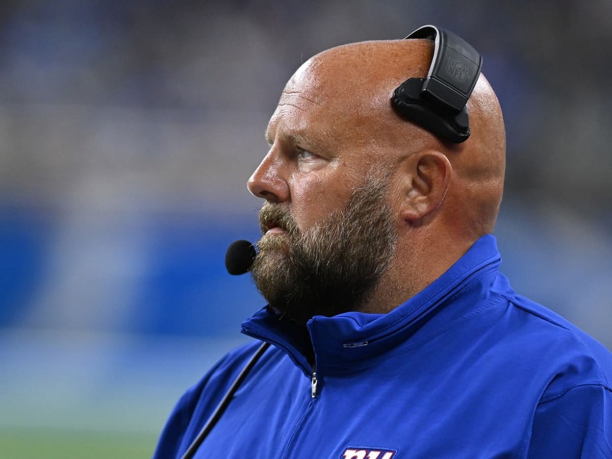 Brian Daboll will have to navigate through injuries against Cowboys