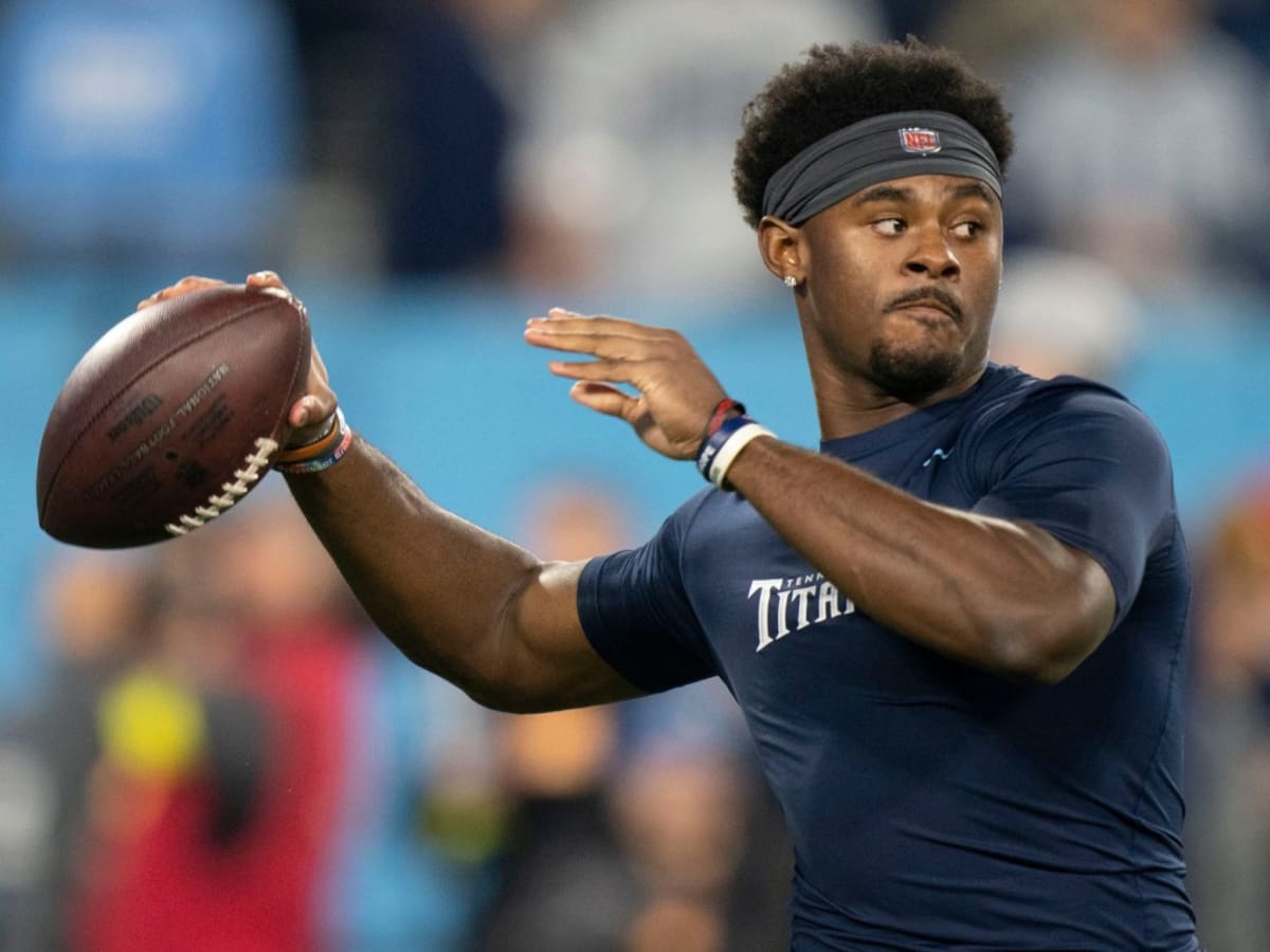 August 12, 2023 - Tennessee Titans quarterback Will Levis (8) passes during  NFL preseason football game between the Chicago Bears vs the Tennessee  Titans in Chicago, IL (Credit Image: Gary E. Duncan