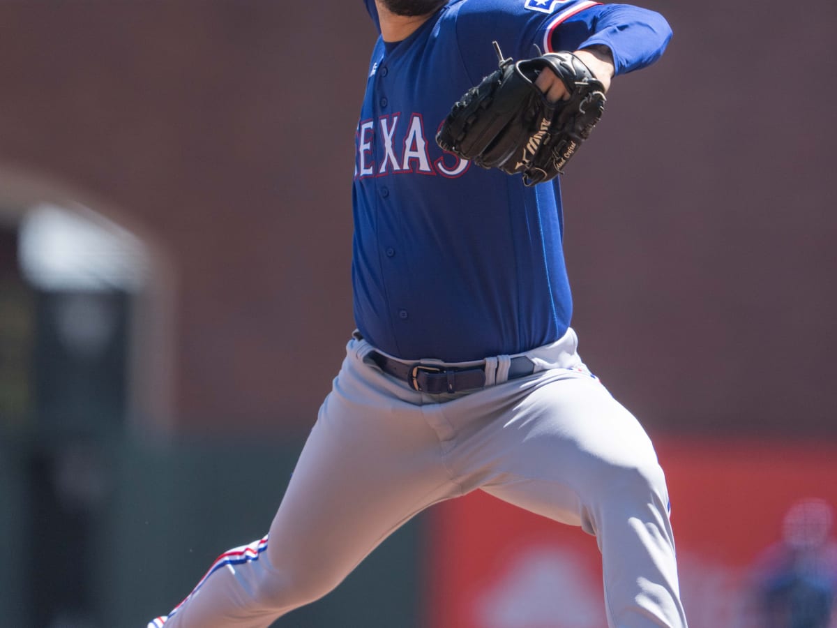 Early hook helps Texas Rangers to series-grabbing win over SF