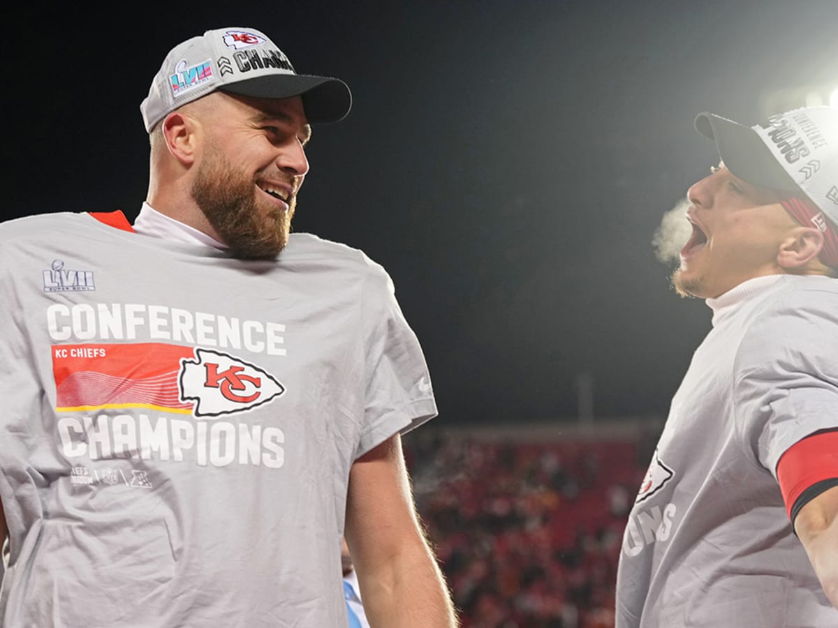 Travis Kelce Praises Patrick Mahomes for 'Taking Over the World'