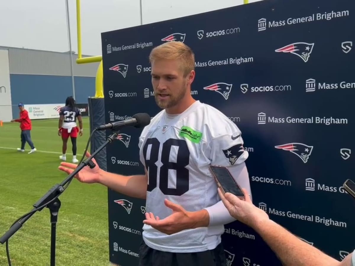 What Patriots' Mike Gesicki Said About His Postgame Helmet Slam