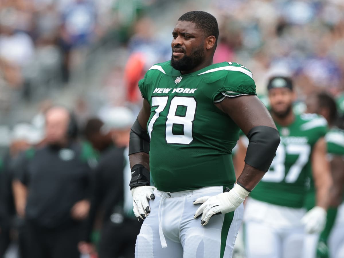 Jets Without Both Starting Guards in Joint Practice vs. Bucs