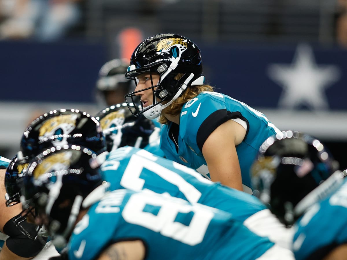 jacksonville jaguars face mask Trevor Lawrence (T-LAW)