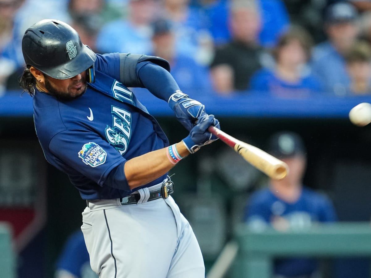 Seattle Mariners held to 1 hit, Luis Castillo tagged for 4 runs in