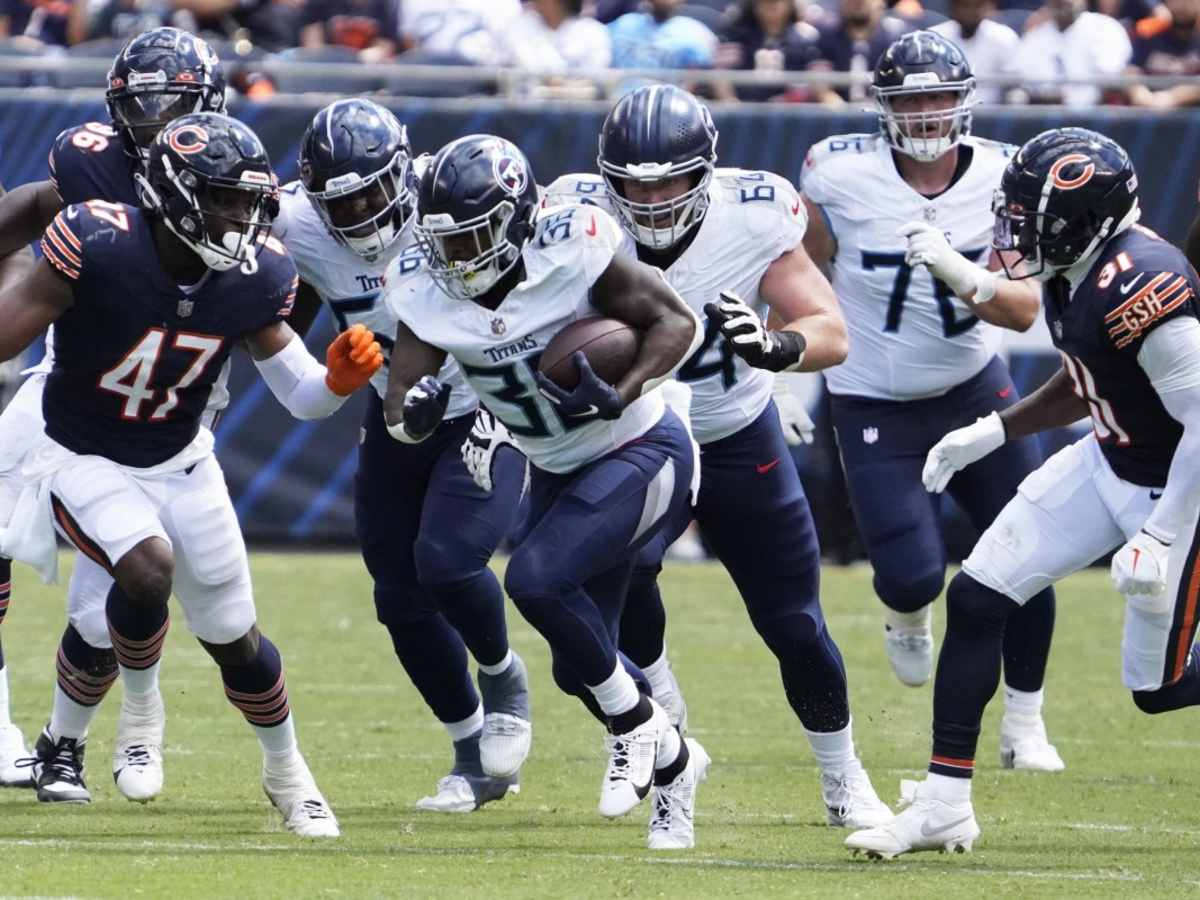 WATCH: Julius Chestnut Breaks Away for a 26-Yard Gain to Put Titans in  Field Goal Range - Sports Illustrated Tennessee Titans News, Analysis and  More