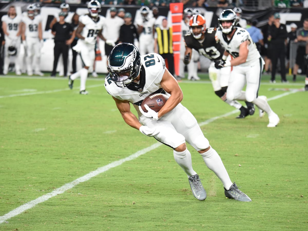 Philadelphia Eagles running back Trey Sermon (34) against the Jacksonville  Jaguars during an NFL football game, Sunday, Oct. 2, 2022, in Philadelphia.  The Eagles defeated the Jaguars 29-21. (AP Photo/Rich Schultz Stock Photo -  Alamy