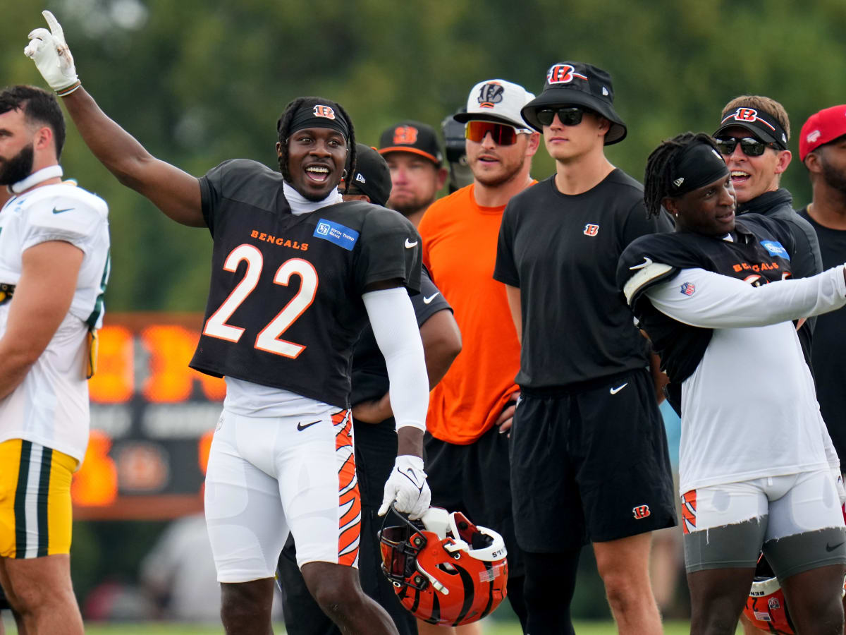 Chidobe Awuzie injury update from Bengals head coach Zac Taylor