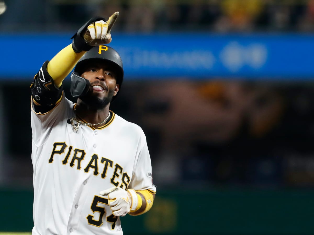 Pittsburgh Pirates face St. Louis Cardinals in first ever MLB