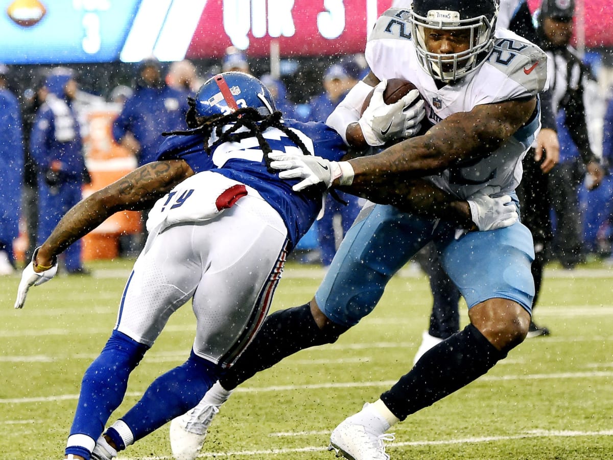 Derrick Henry First in NFL to 1,000 Yards in 2022 - Sports Illustrated  Tennessee Titans News, Analysis and More