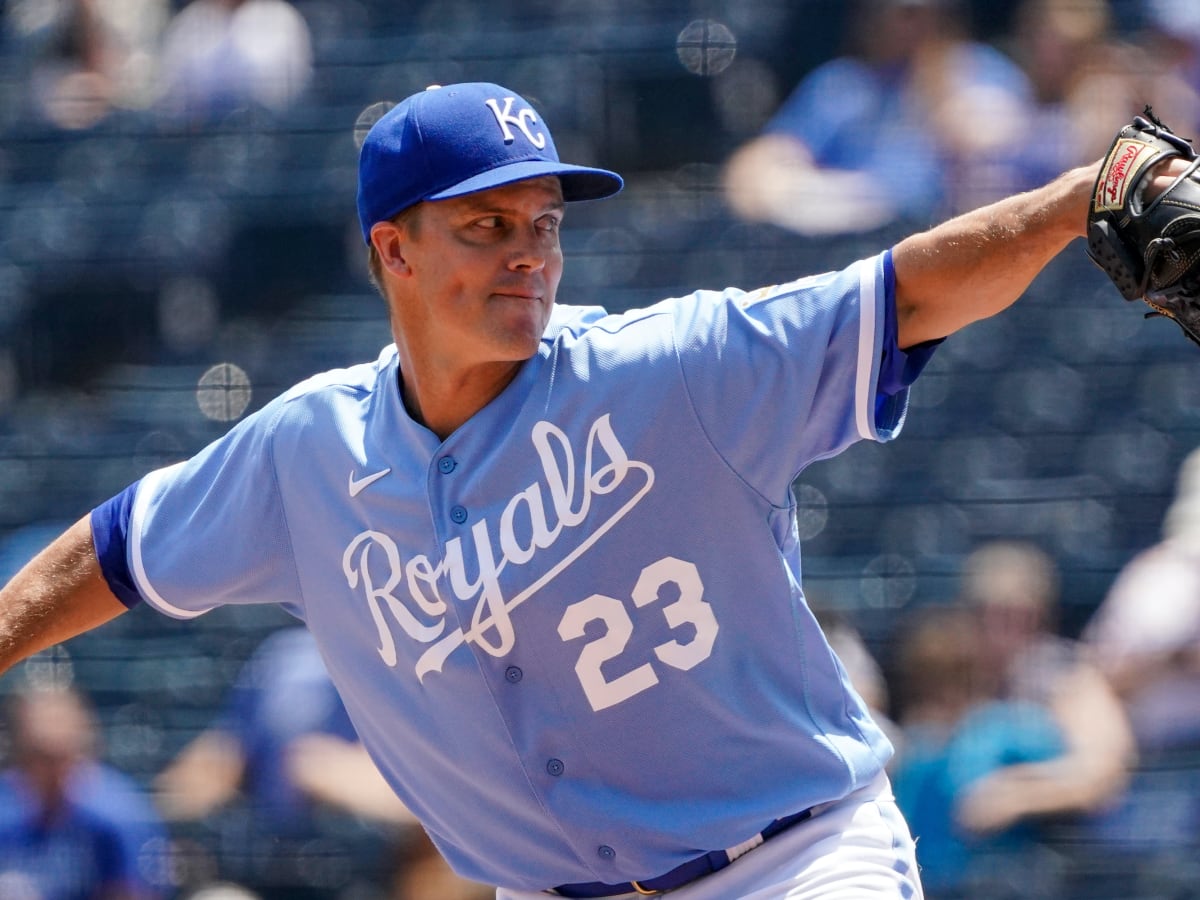 Royals looking for strong start by Zack Greinke against Brewers