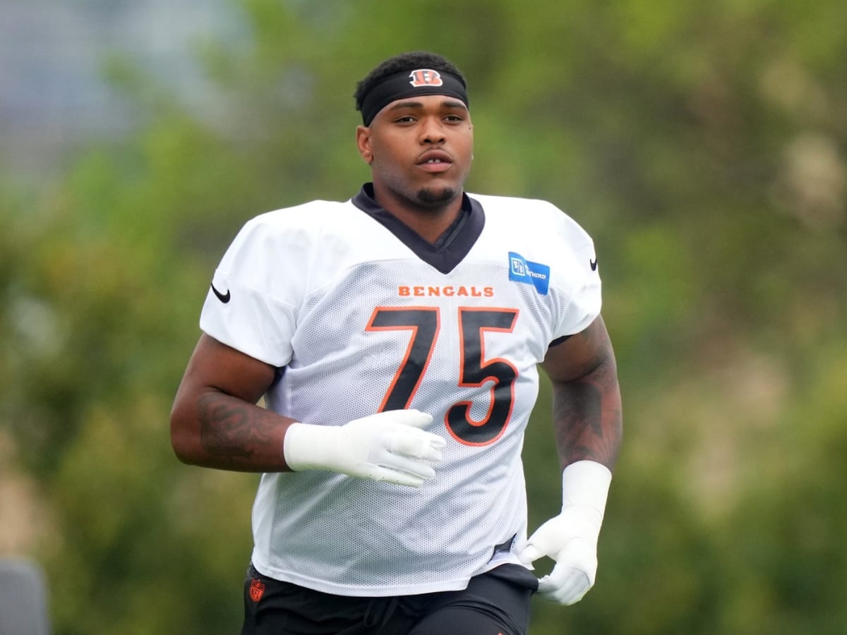 Orlando Brown Jr. signs contract with Cincinnati Bengals