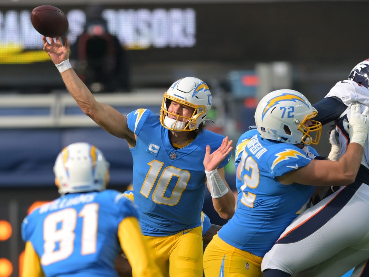 Best Chargers-Dolphins prop bets Week 1: Top SuperDraft parlay picks for  Sunday afternoon matchup