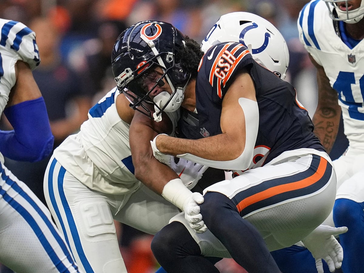 Chicago Bears' Dante Pettis scores a touchdown on TNF