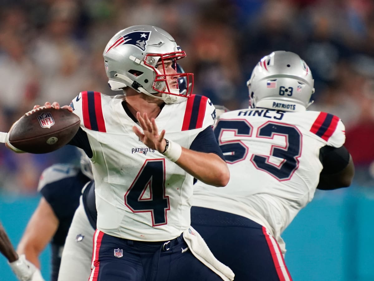 New England Patriots keep rolling; knock off Tennessee Titans for