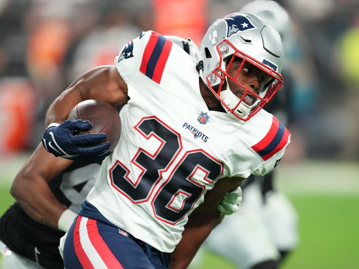 NFL: New England defense bullies Tennessee in 36-13 victory for sixth  straight win