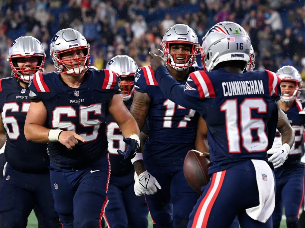 New England Patriots Sign Rookie DT Sam Roberts to Deal: Details - Sports  Illustrated New England Patriots News, Analysis and More