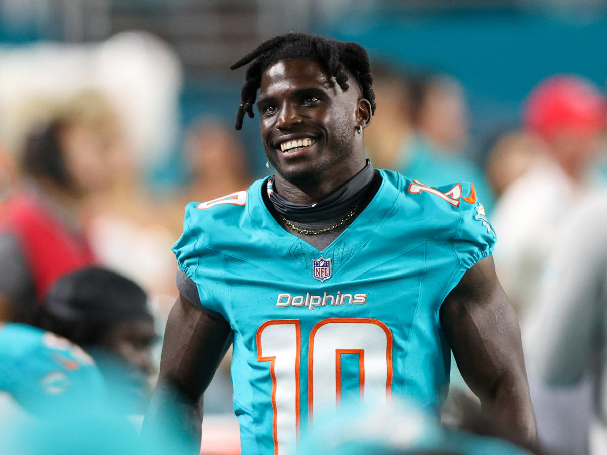 Monday Miami Dolphins Notebook: Injuries, Tyreek Hill, Christian Wilkins,  and More - Sports Illustrated Miami Dolphins News, Analysis and More