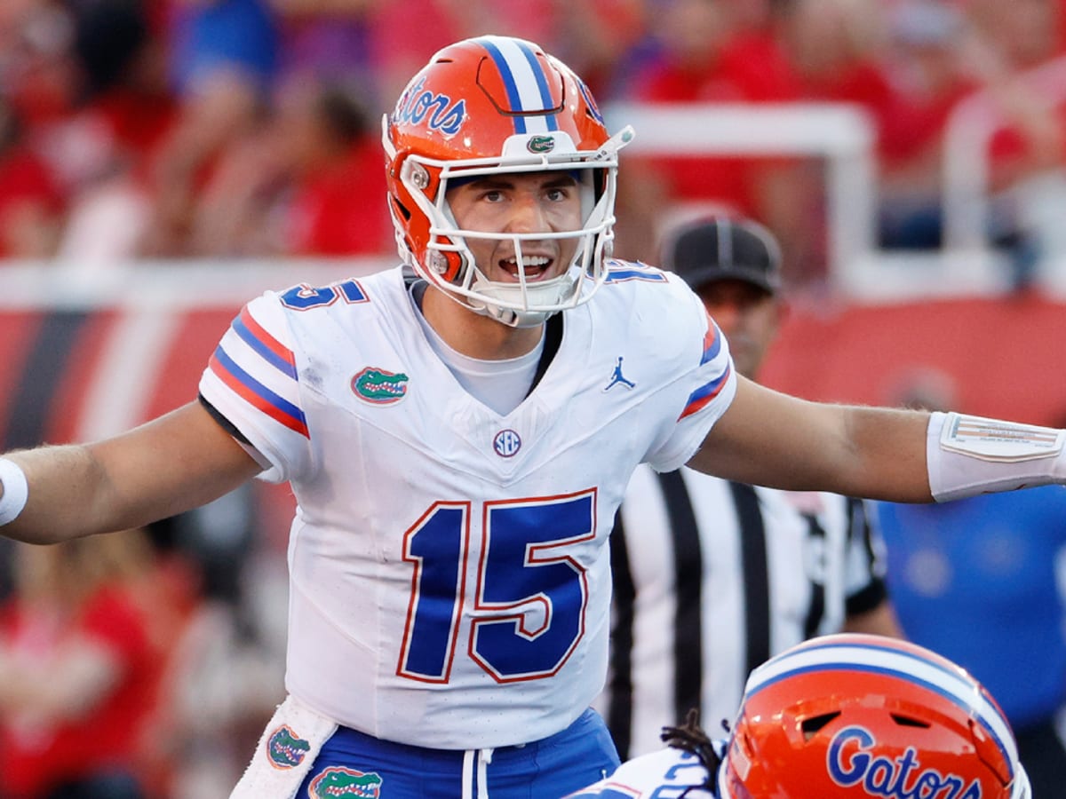 Fans React to Graham Mertz Wearing No. 15, But Forget About Anthony  Richardson - Sports Illustrated