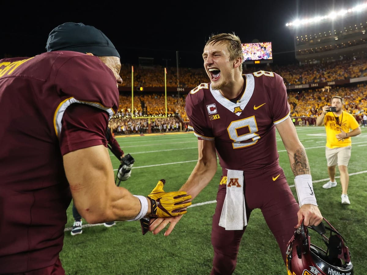 Minnesota Golden Gophers Walk Off Winners Under Athan Kaliakmanis