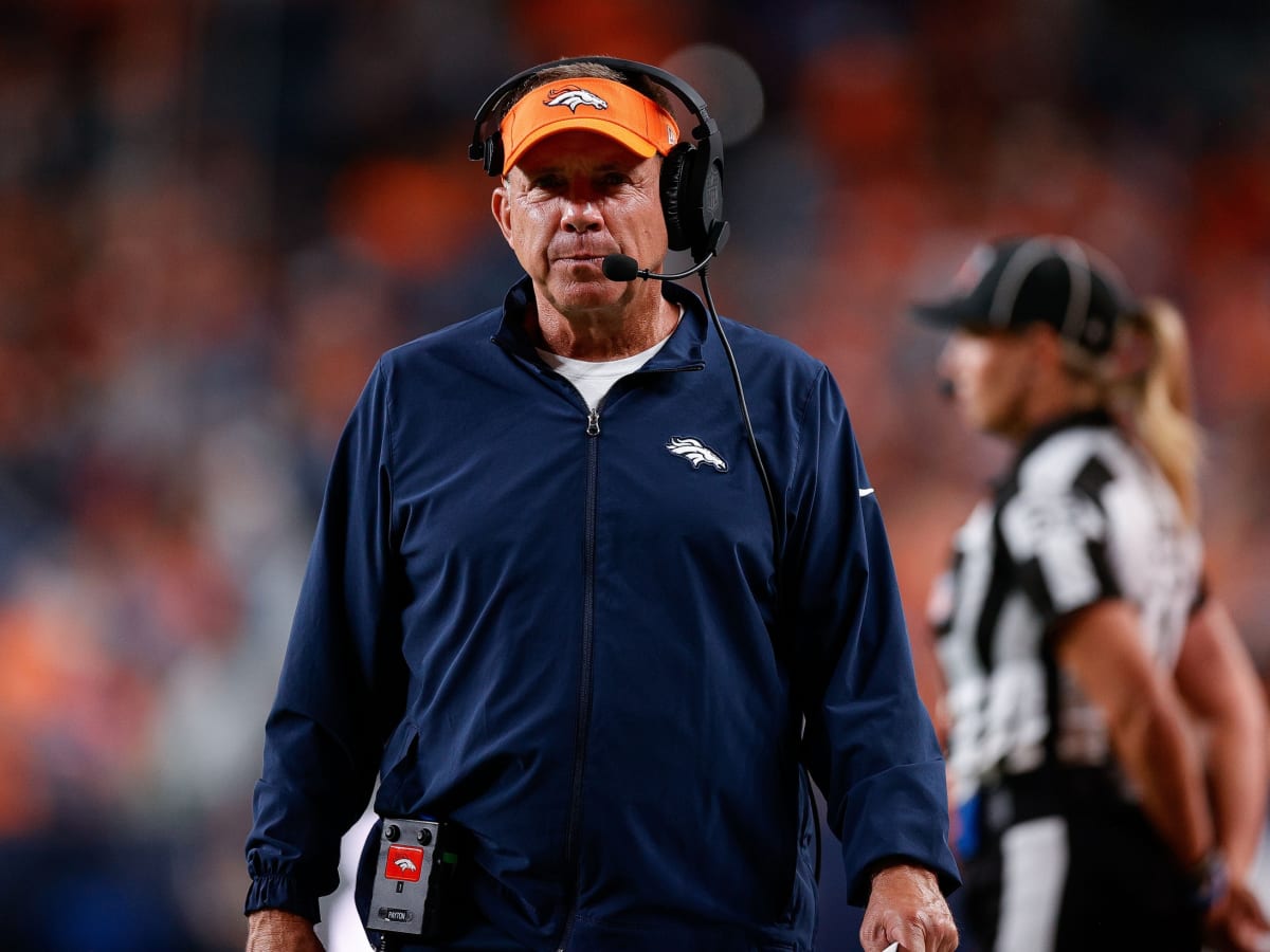 NFL Writer Pushes for 0-2 Broncos to Look Ahead to Trade Deadline